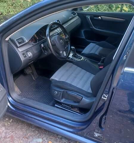 Синий Фольксваген Пассат, объемом двигателя 1.6 л и пробегом 233 тыс. км за 9500 $, фото 15 на Automoto.ua