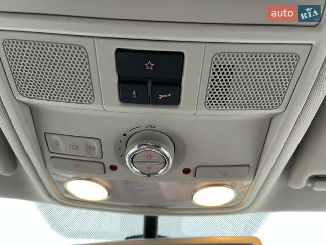 Синий Фольксваген Пассат, объемом двигателя 2 л и пробегом 330 тыс. км за 12300 $, фото 31 на Automoto.ua