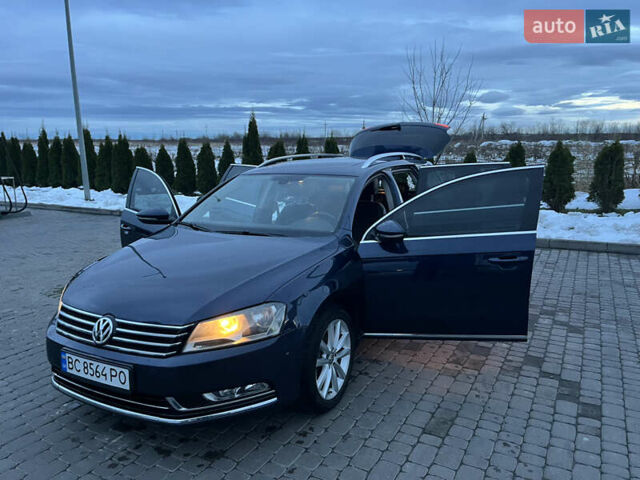 Синій Фольксваген Пассат, об'ємом двигуна 1.6 л та пробігом 274 тис. км за 12500 $, фото 74 на Automoto.ua
