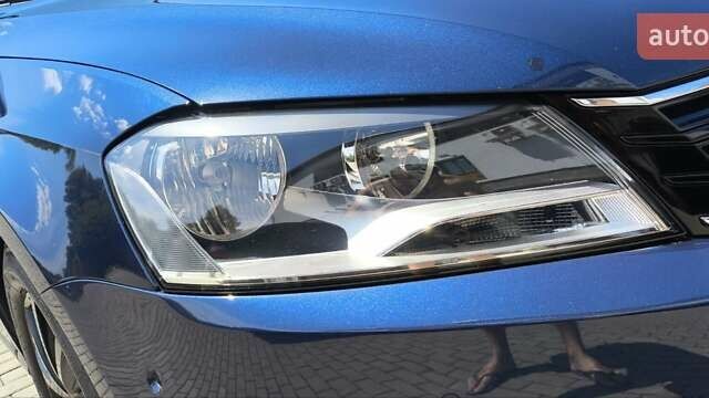 Синий Фольксваген Пассат, объемом двигателя 1.6 л и пробегом 279 тыс. км за 8700 $, фото 17 на Automoto.ua