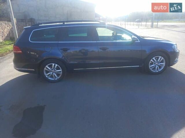 Синий Фольксваген Пассат, объемом двигателя 1.97 л и пробегом 302 тыс. км за 12200 $, фото 1 на Automoto.ua