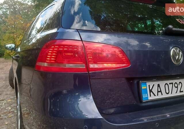 Синий Фольксваген Пассат, объемом двигателя 1.6 л и пробегом 233 тыс. км за 9500 $, фото 10 на Automoto.ua