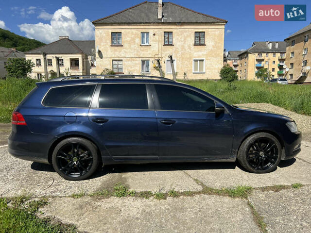 Синий Фольксваген Пассат, объемом двигателя 1.97 л и пробегом 239 тыс. км за 12100 $, фото 20 на Automoto.ua