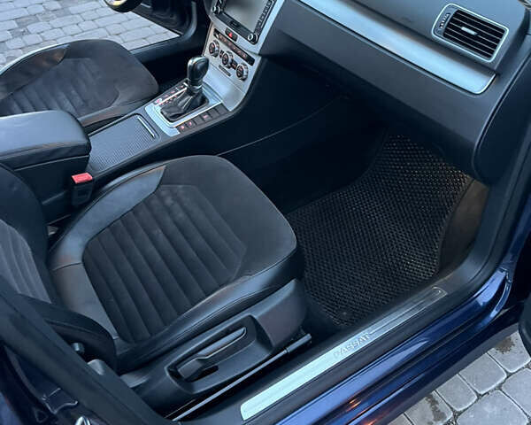 Синій Фольксваген Пассат, об'ємом двигуна 1.6 л та пробігом 274 тис. км за 12500 $, фото 35 на Automoto.ua