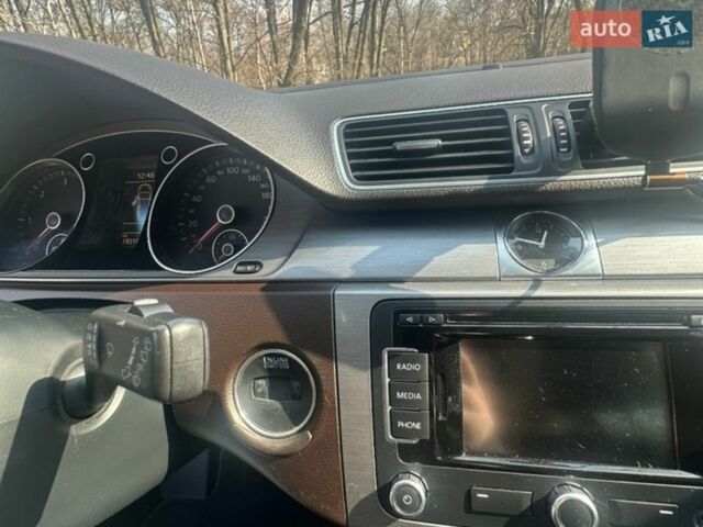 Синий Фольксваген Пассат, объемом двигателя 1.6 л и пробегом 243 тыс. км за 9600 $, фото 13 на Automoto.ua