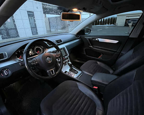 Синій Фольксваген Пассат, об'ємом двигуна 1.6 л та пробігом 274 тис. км за 12500 $, фото 33 на Automoto.ua