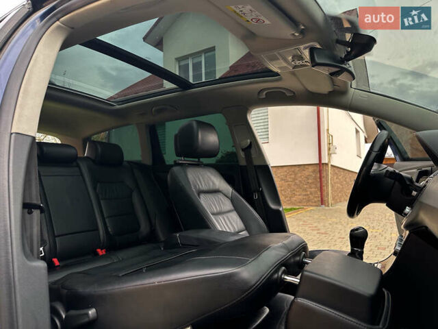 Синий Фольксваген Пассат, объемом двигателя 1.6 л и пробегом 227 тыс. км за 9500 $, фото 46 на Automoto.ua