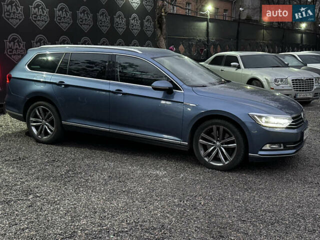 Синий Фольксваген Пассат, объемом двигателя 2 л и пробегом 230 тыс. км за 17900 $, фото 2 на Automoto.ua