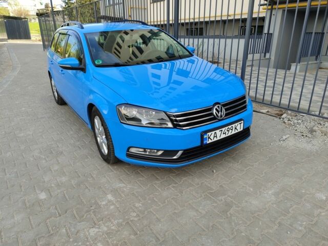 Фольксваген Пассат 2014 в Борисполе на Automoto.ua Синий Фольксваген Пассат, объемом двигателя 2 л и пробегом 217 тыс. км за 11299 $, фото 3 на Automoto.ua