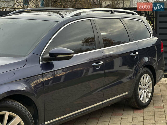 Синий Фольксваген Пассат, объемом двигателя 1.6 л и пробегом 227 тыс. км за 9500 $, фото 4 на Automoto.ua