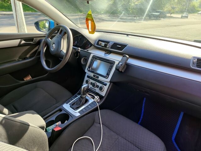 Фольксваген Пассат 2014 в Борисполе на Automoto.ua Синий Фольксваген Пассат, объемом двигателя 2 л и пробегом 217 тыс. км за 11299 $, фото 6 на Automoto.ua