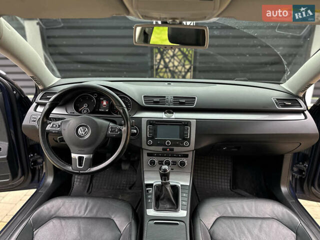 Синий Фольксваген Пассат, объемом двигателя 1.6 л и пробегом 227 тыс. км за 9500 $, фото 22 на Automoto.ua