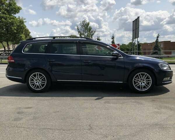 Синій Фольксваген Пассат, об'ємом двигуна 1.6 л та пробігом 295 тис. км за 12100 $, фото 9 на Automoto.ua