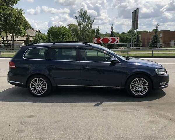 Синій Фольксваген Пассат, об'ємом двигуна 1.6 л та пробігом 295 тис. км за 12100 $, фото 5 на Automoto.ua