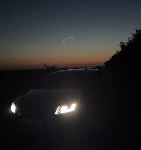 Синий Фольксваген Пассат, объемом двигателя 1.97 л и пробегом 288 тыс. км за 12300 $, фото 3 на Automoto.ua