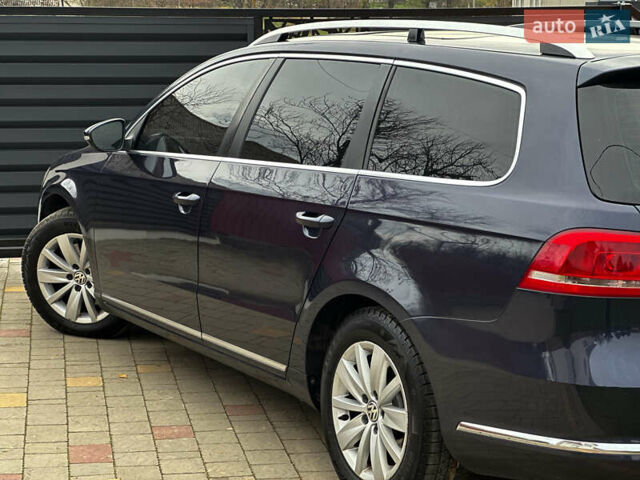 Синий Фольксваген Пассат, объемом двигателя 1.6 л и пробегом 227 тыс. км за 9500 $, фото 17 на Automoto.ua