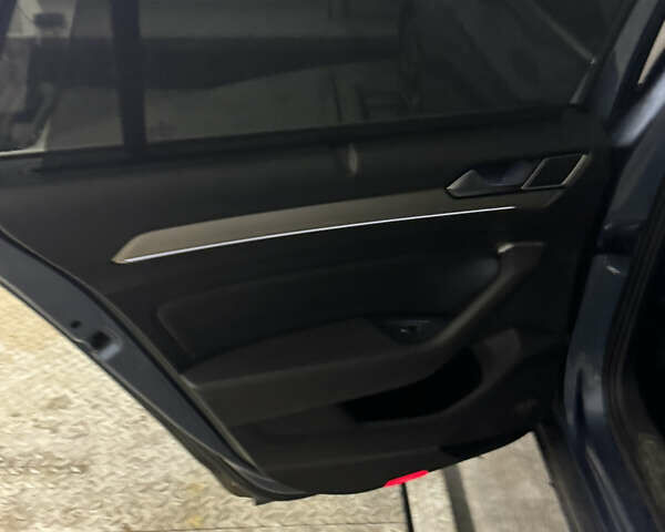 Синий Фольксваген Пассат, объемом двигателя 1.97 л и пробегом 230 тыс. км за 19809 $, фото 29 на Automoto.ua