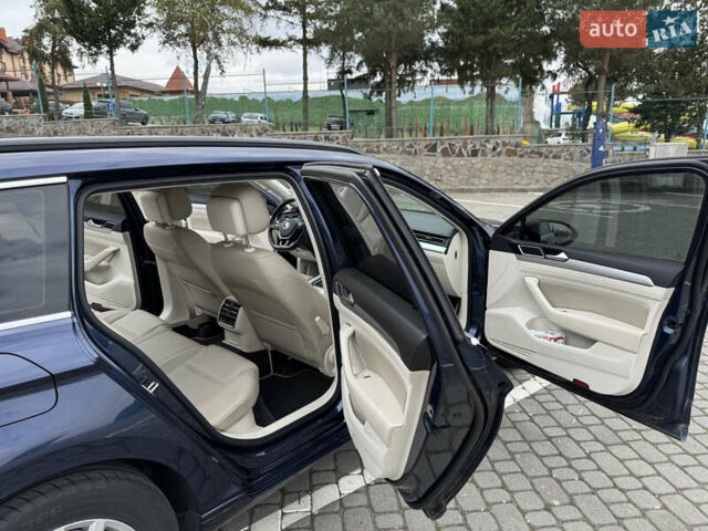 Синий Фольксваген Пассат, объемом двигателя 1.97 л и пробегом 290 тыс. км за 14400 $, фото 15 на Automoto.ua