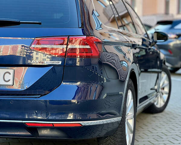 Синий Фольксваген Пассат, объемом двигателя 1.97 л и пробегом 377 тыс. км за 15000 $, фото 8 на Automoto.ua