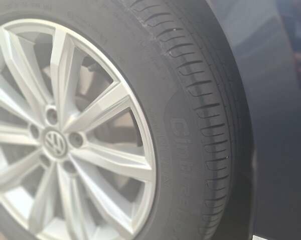 Синий Фольксваген Пассат, объемом двигателя 1.97 л и пробегом 285 тыс. км за 15000 $, фото 22 на Automoto.ua