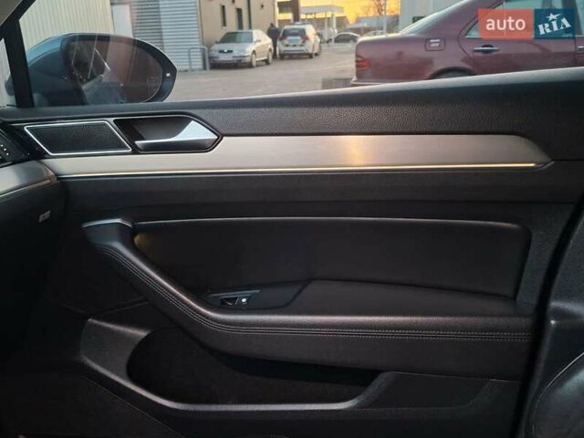 Синій Фольксваген Пассат, об'ємом двигуна 1.97 л та пробігом 270 тис. км за 14400 $, фото 25 на Automoto.ua