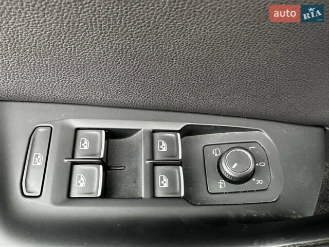 Синій Фольксваген Пассат, об'ємом двигуна 1.97 л та пробігом 169 тис. км за 17200 $, фото 36 на Automoto.ua