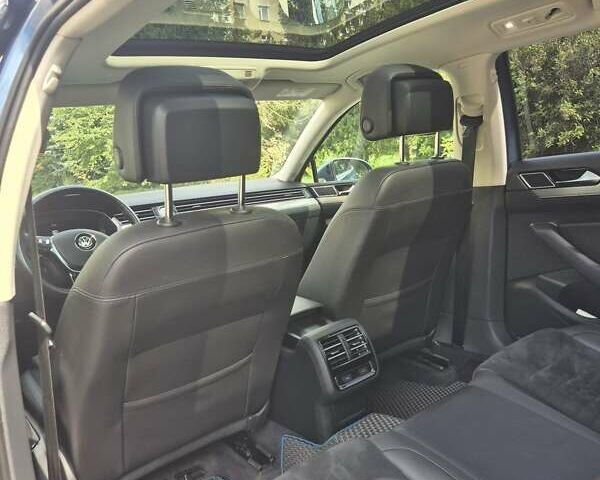 Синий Фольксваген Пассат, объемом двигателя 1.97 л и пробегом 209 тыс. км за 16500 $, фото 34 на Automoto.ua