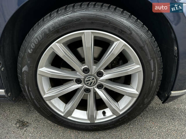 Синій Фольксваген Пассат, об'ємом двигуна 1.97 л та пробігом 169 тис. км за 17200 $, фото 15 на Automoto.ua