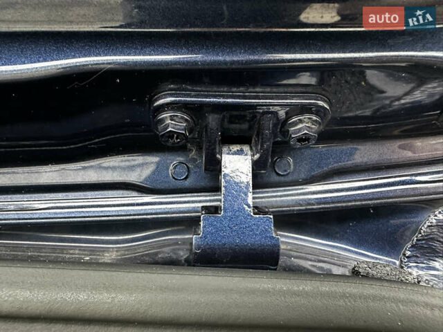 Синій Фольксваген Пассат, об'ємом двигуна 1.97 л та пробігом 169 тис. км за 17200 $, фото 35 на Automoto.ua