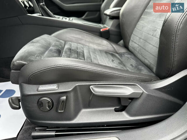 Синій Фольксваген Пассат, об'ємом двигуна 1.97 л та пробігом 169 тис. км за 17200 $, фото 39 на Automoto.ua