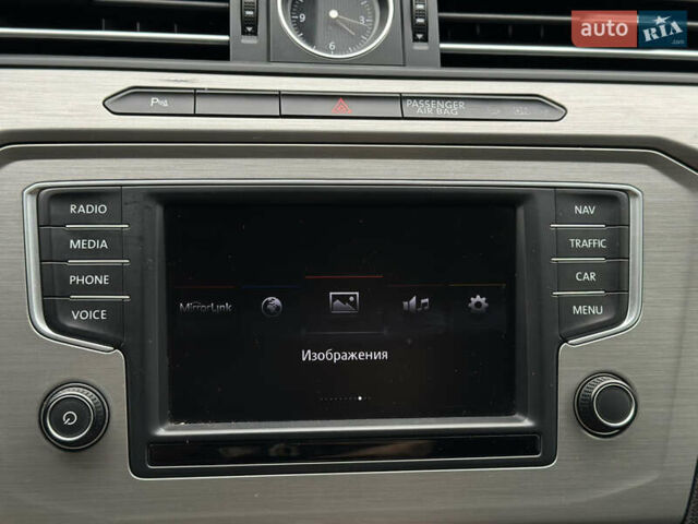 Синій Фольксваген Пассат, об'ємом двигуна 2 л та пробігом 287 тис. км за 15900 $, фото 118 на Automoto.ua