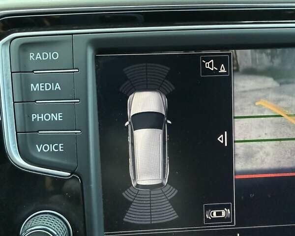 Синій Фольксваген Пассат, об'ємом двигуна 2 л та пробігом 233 тис. км за 13500 $, фото 15 на Automoto.ua