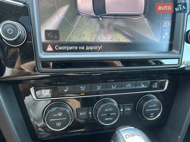 Синий Фольксваген Пассат, объемом двигателя 1.97 л и пробегом 230 тыс. км за 19809 $, фото 3 на Automoto.ua