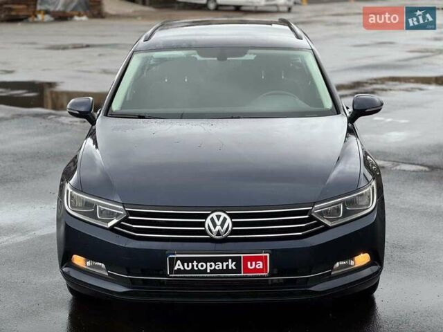 Синий Фольксваген Пассат, объемом двигателя 1.8 л и пробегом 238 тыс. км за 15790 $, фото 4 на Automoto.ua
