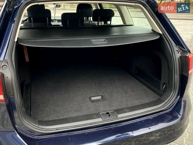 Синій Фольксваген Пассат, об'ємом двигуна 1.6 л та пробігом 244 тис. км за 13200 $, фото 8 на Automoto.ua