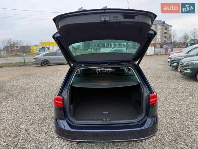 Синий Фольксваген Пассат, объемом двигателя 1.97 л и пробегом 208 тыс. км за 15999 $, фото 32 на Automoto.ua