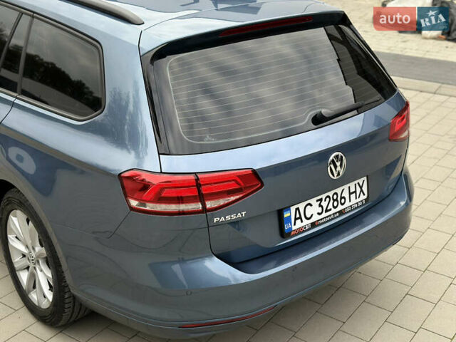 Синій Фольксваген Пассат, об'ємом двигуна 2 л та пробігом 287 тис. км за 15900 $, фото 23 на Automoto.ua