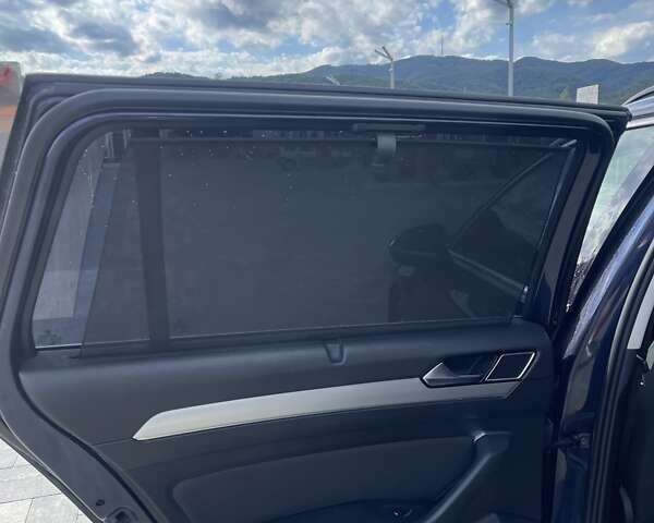 Синий Фольксваген Пассат, объемом двигателя 1.8 л и пробегом 269 тыс. км за 14300 $, фото 7 на Automoto.ua