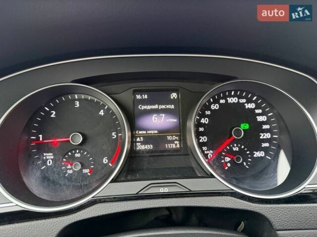 Синий Фольксваген Пассат, объемом двигателя 1.97 л и пробегом 208 тыс. км за 15999 $, фото 45 на Automoto.ua