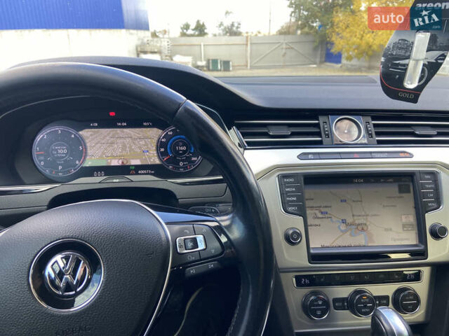 Синий Фольксваген Пассат, объемом двигателя 1.97 л и пробегом 380 тыс. км за 14999 $, фото 28 на Automoto.ua