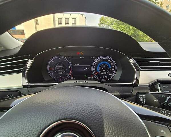 Синий Фольксваген Пассат, объемом двигателя 1.97 л и пробегом 209 тыс. км за 16500 $, фото 19 на Automoto.ua