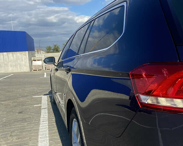 Синий Фольксваген Пассат, объемом двигателя 1.97 л и пробегом 380 тыс. км за 14999 $, фото 10 на Automoto.ua