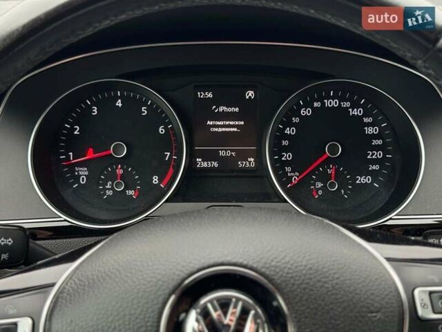 Синий Фольксваген Пассат, объемом двигателя 1.8 л и пробегом 238 тыс. км за 15790 $, фото 30 на Automoto.ua