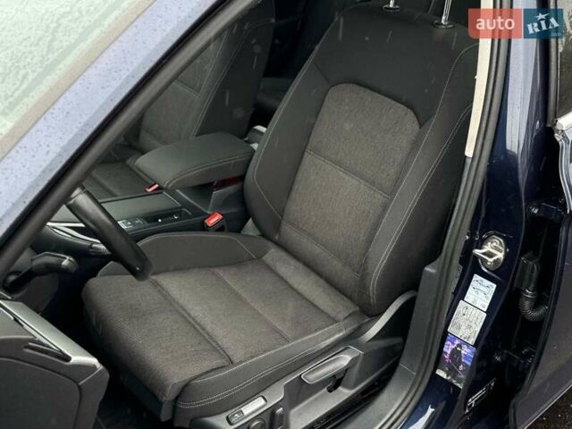 Синий Фольксваген Пассат, объемом двигателя 1.8 л и пробегом 238 тыс. км за 15790 $, фото 22 на Automoto.ua