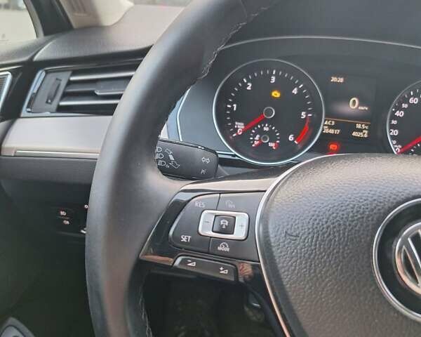 Синий Фольксваген Пассат, объемом двигателя 1.97 л и пробегом 285 тыс. км за 15000 $, фото 19 на Automoto.ua