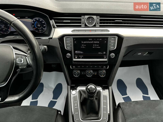 Синій Фольксваген Пассат, об'ємом двигуна 1.97 л та пробігом 169 тис. км за 17200 $, фото 61 на Automoto.ua