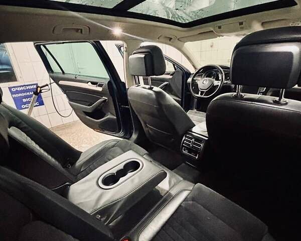 Синій Фольксваген Пассат, об'ємом двигуна 1.97 л та пробігом 250 тис. км за 16300 $, фото 3 на Automoto.ua