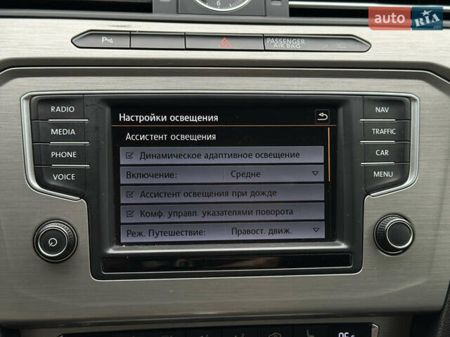 Синій Фольксваген Пассат, об'ємом двигуна 2 л та пробігом 287 тис. км за 15900 $, фото 101 на Automoto.ua