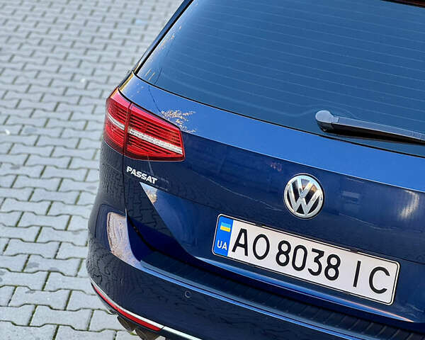 Синий Фольксваген Пассат, объемом двигателя 1.97 л и пробегом 377 тыс. км за 15000 $, фото 9 на Automoto.ua