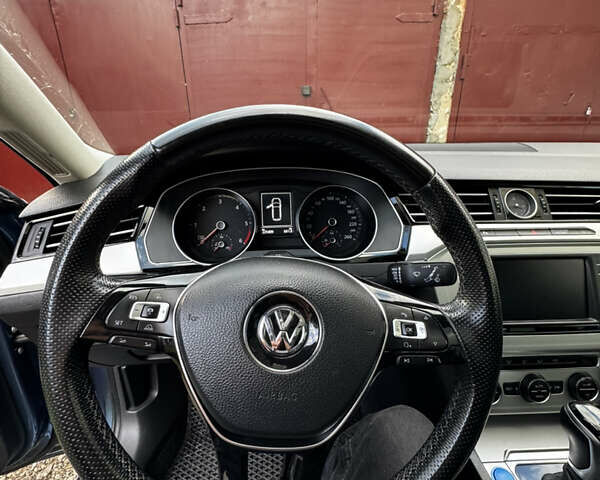 Синій Фольксваген Пассат, об'ємом двигуна 1.97 л та пробігом 227 тис. км за 14500 $, фото 3 на Automoto.ua